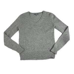 Uniqlo Sweater Womens Medium Gray Alpaca Wool Blend Knit Pullover V-Neck